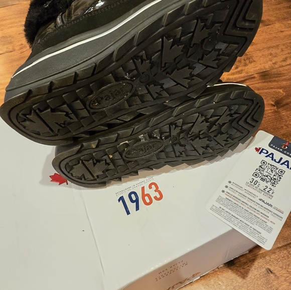 Pajar Tilly Fur Lined Waterproof Boots, Kids 13 - Picture 9 of 9